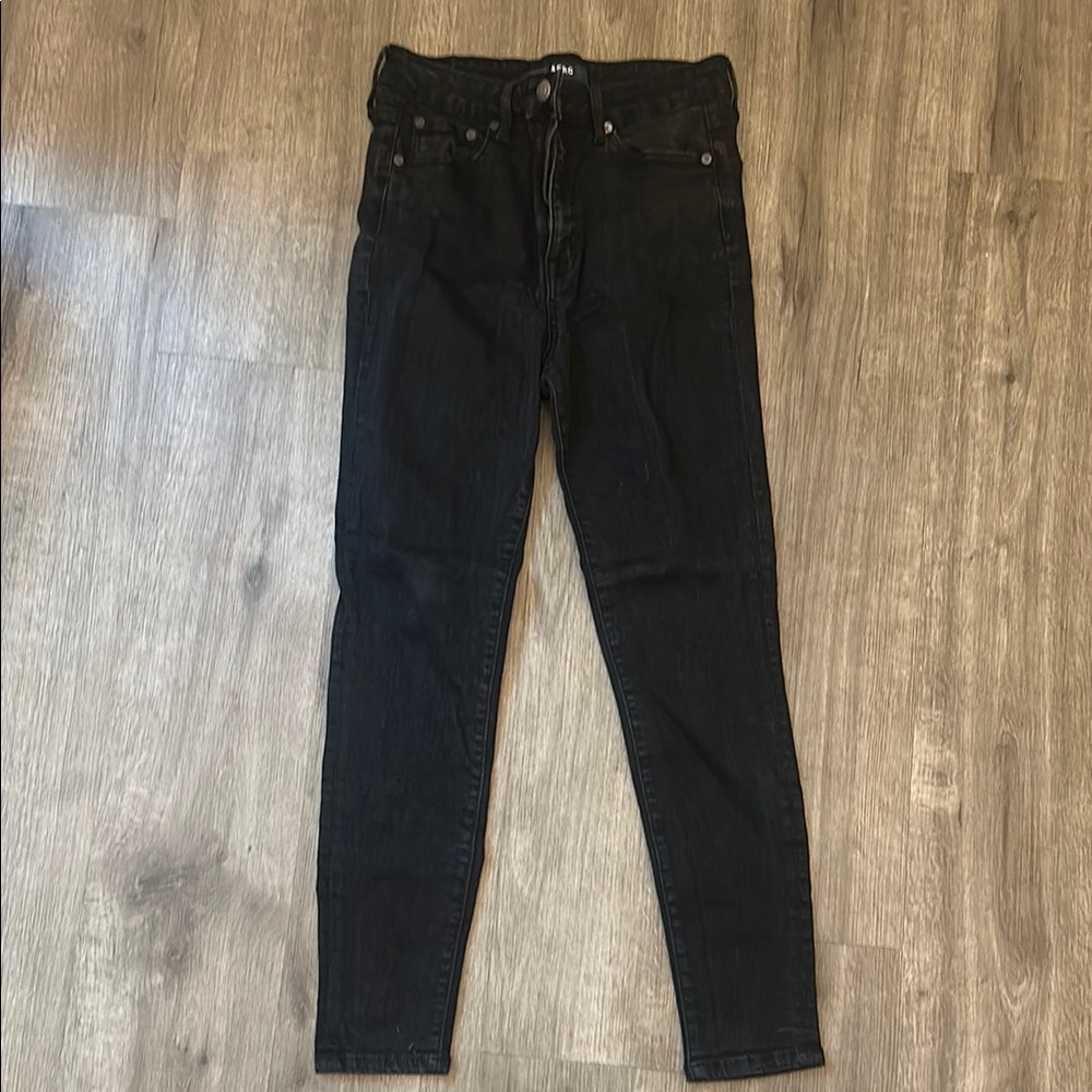 Black Skinny Jeans
